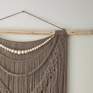 Macrame Wall Hanging Made of Cotton – Beige