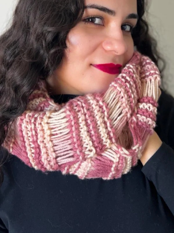 Mix Pink Neck Warmer made of Alpaca fiber and blends - Image 2