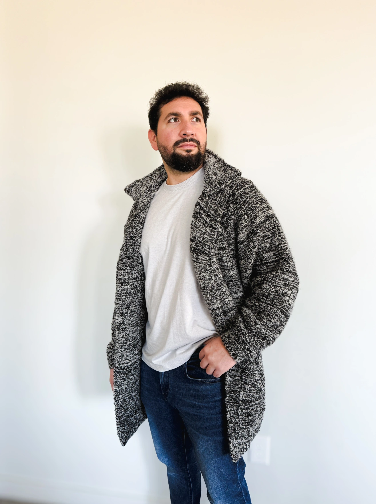 Baby alpaca wool coat with visible seams | AWAQ Perú