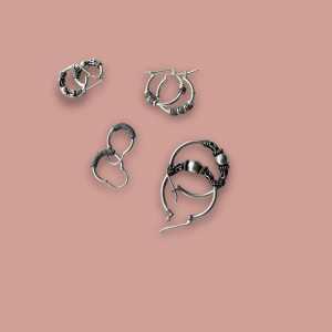 Medium 950 Silver Band Earring