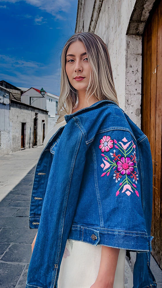 woman-jacket-blue-flowers